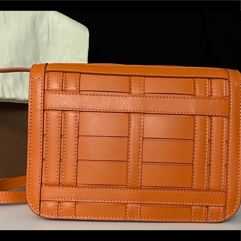 Burberry Leather TB Bag - Used a couple of times - Picture 8 of 11